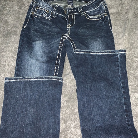 Vanity Jeans - Picture 4 of 4